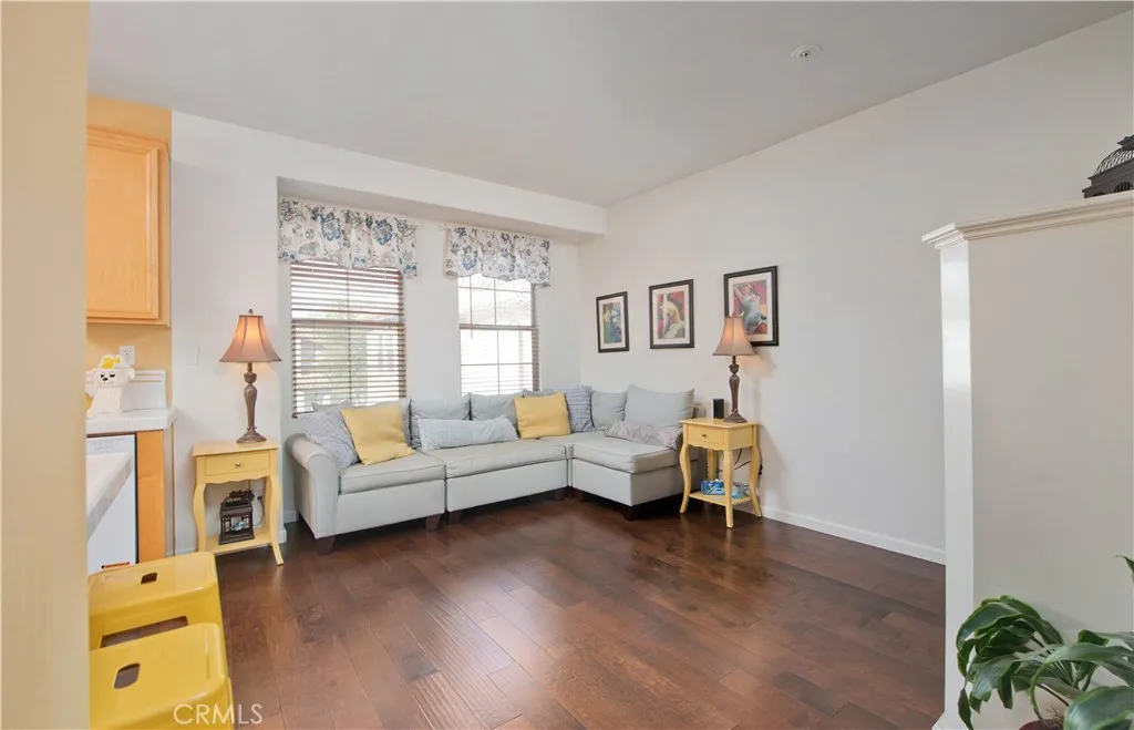 28254 Canterbury Court, Valencia, California 91354 home-pic-8